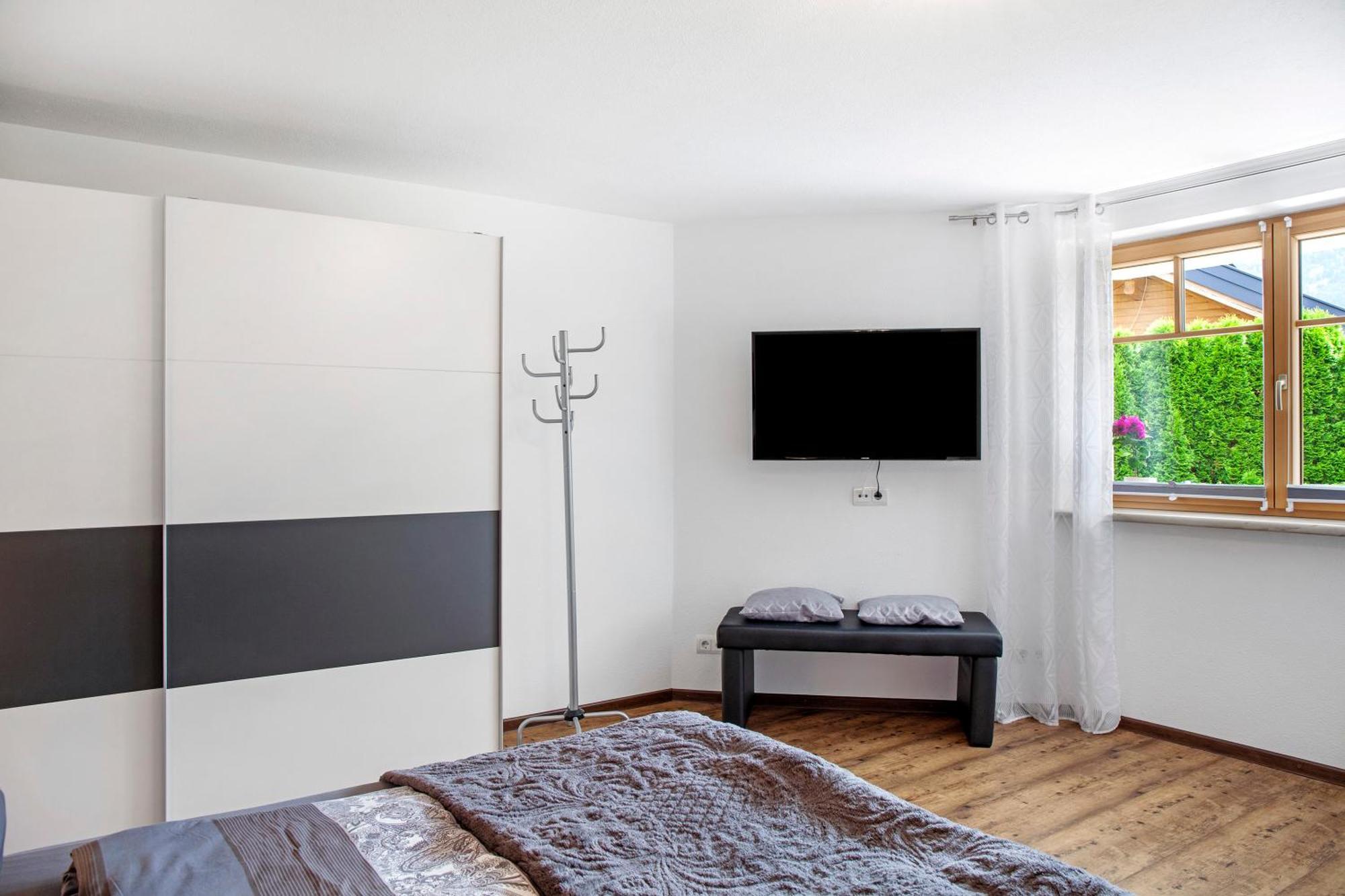 Mosers Ferienwohnung Am Sonnenhang Енбах Экстерьер фото